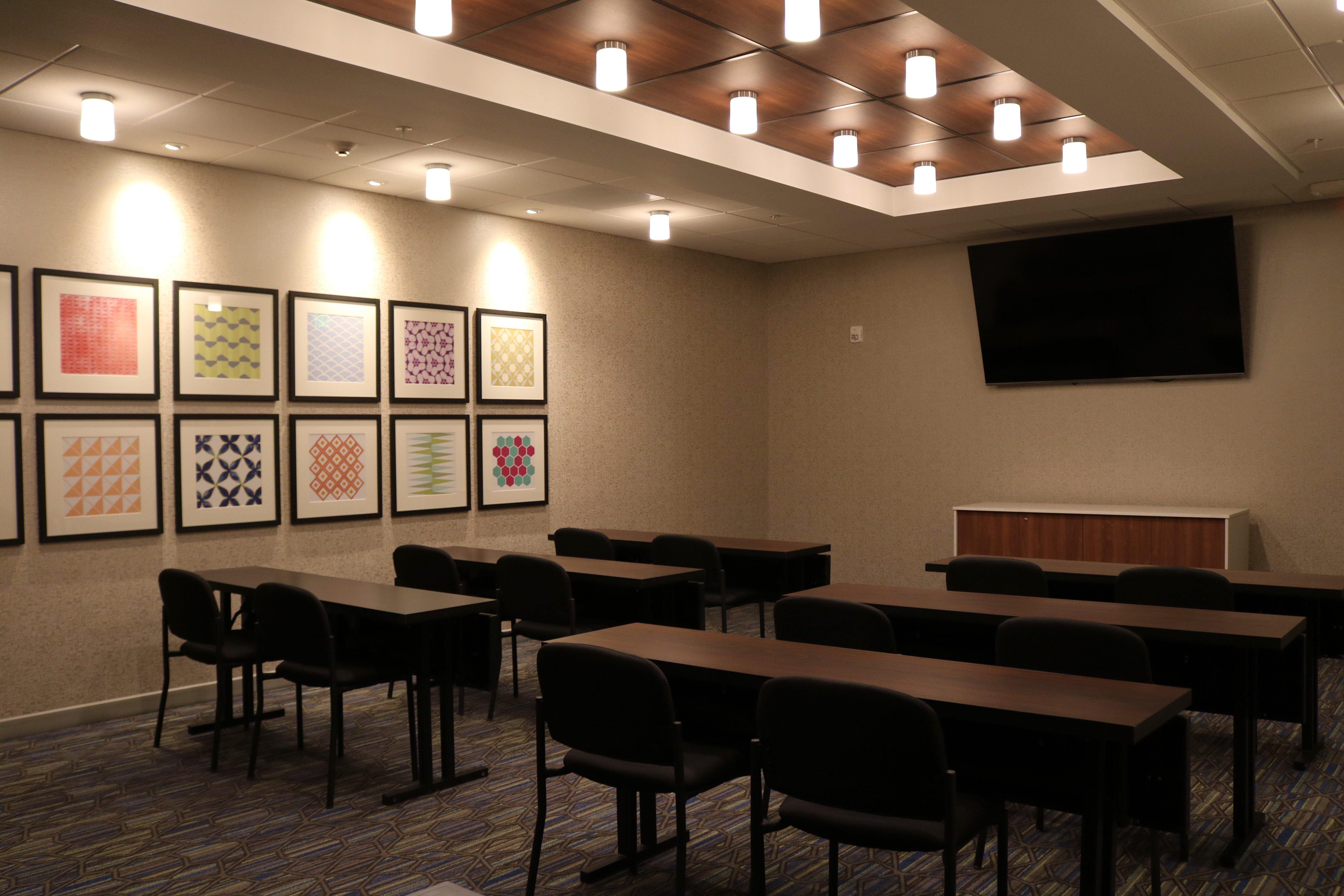Holiday Inn Express & Suites - Portland Airport - Cascade Stn By Ihg Dış mekan fotoğraf